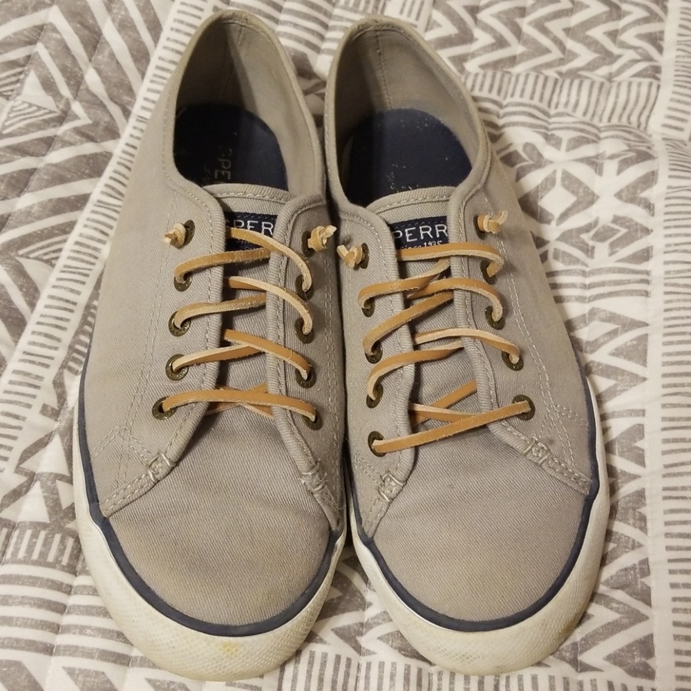 Sperry Topsider shoes